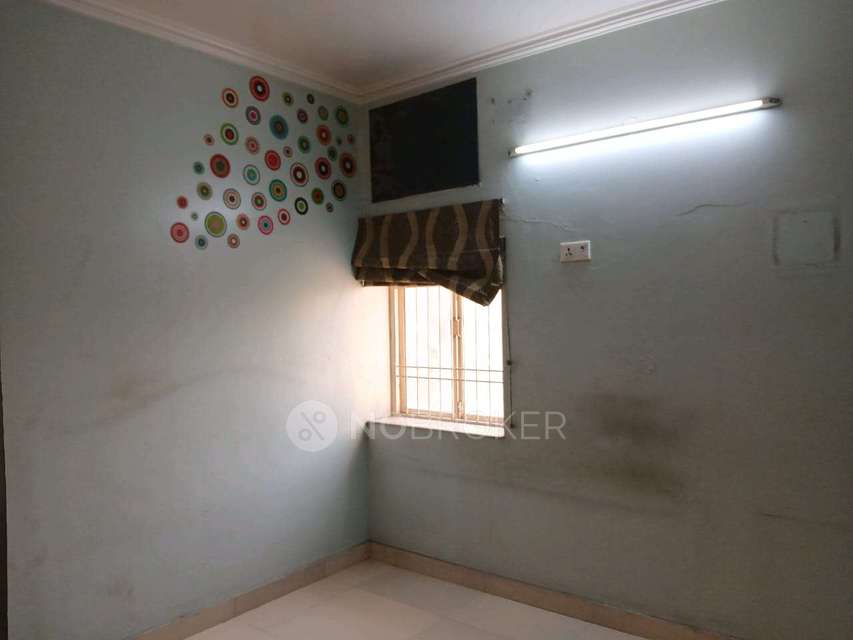 2 BHK Flat In Dda Apartment For Sale  In Paschim Vihar