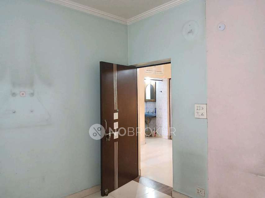 2 BHK Flat In Dda Apartment For Sale  In Paschim Vihar