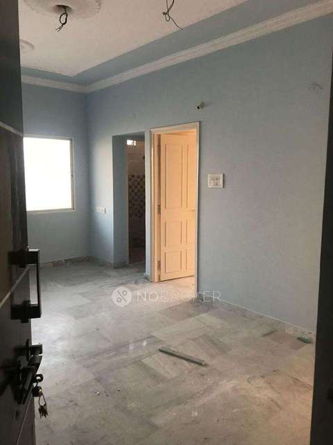 2 BHK Flat In Pioneer Heights Apartment, For Sale  In Janachaitanya Colony