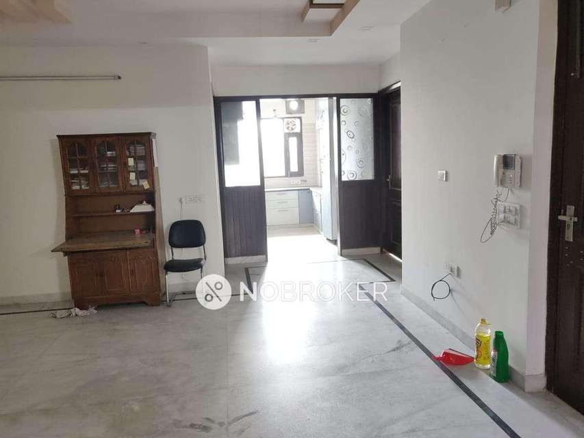 4 BHK Flat For Sale  In Multan Nagar