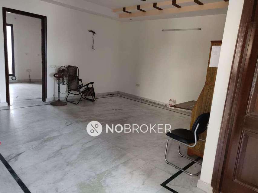 4 BHK Flat For Sale  In Multan Nagar