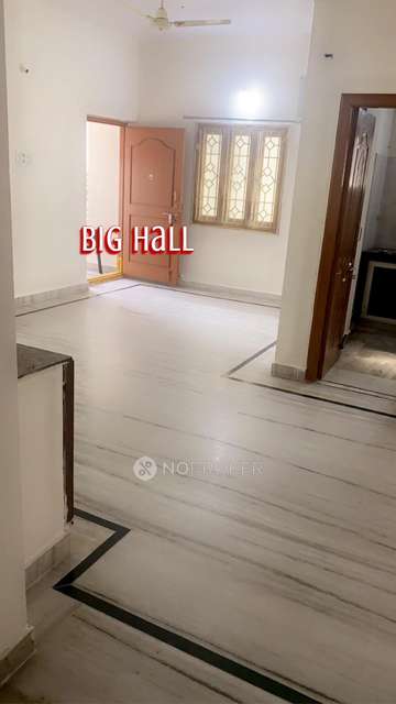 2 BHK Flat In Mathrusreenagar  for Rent  In Mathrusree Nagar