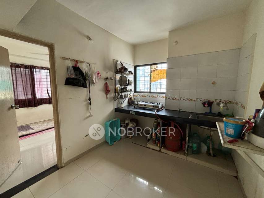 Single Room for Male In 1 BHK  In Kumar Padmalaya In Aundh