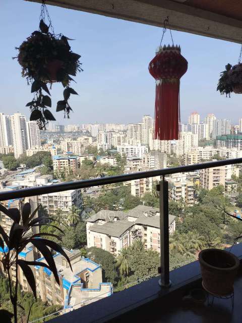 2 BHK Flat In Highland Park, Kapurbawadi For Sale  In , Thane West