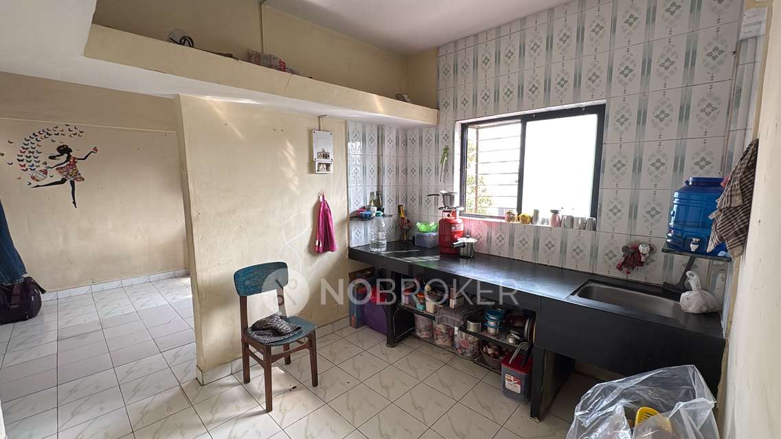 Shared Room for Female In 1 BHK  In Pratibha Apartment  In Karve Nagar