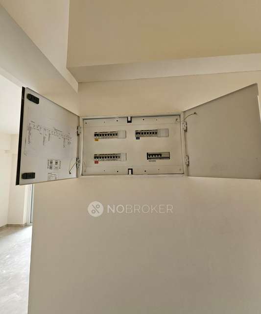 3 BHK Flat In L&t Emerald Isle, Powai For Sale  In Powai