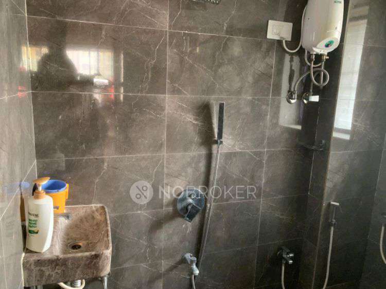 2 BHK Flat In Harikripa Chs Andheri For Sale  In Andheri East