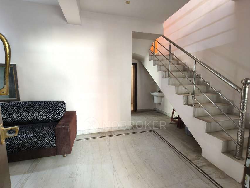 4+ BHK Flat In Standalone Building  For Sale  In Manikonda Jagir, 