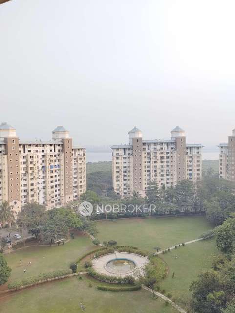 3 BHK Flat In Seawoods Estate For Sale  In Sector 56