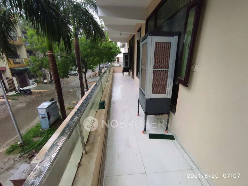 PG for Boys in Sector Alpha Ii