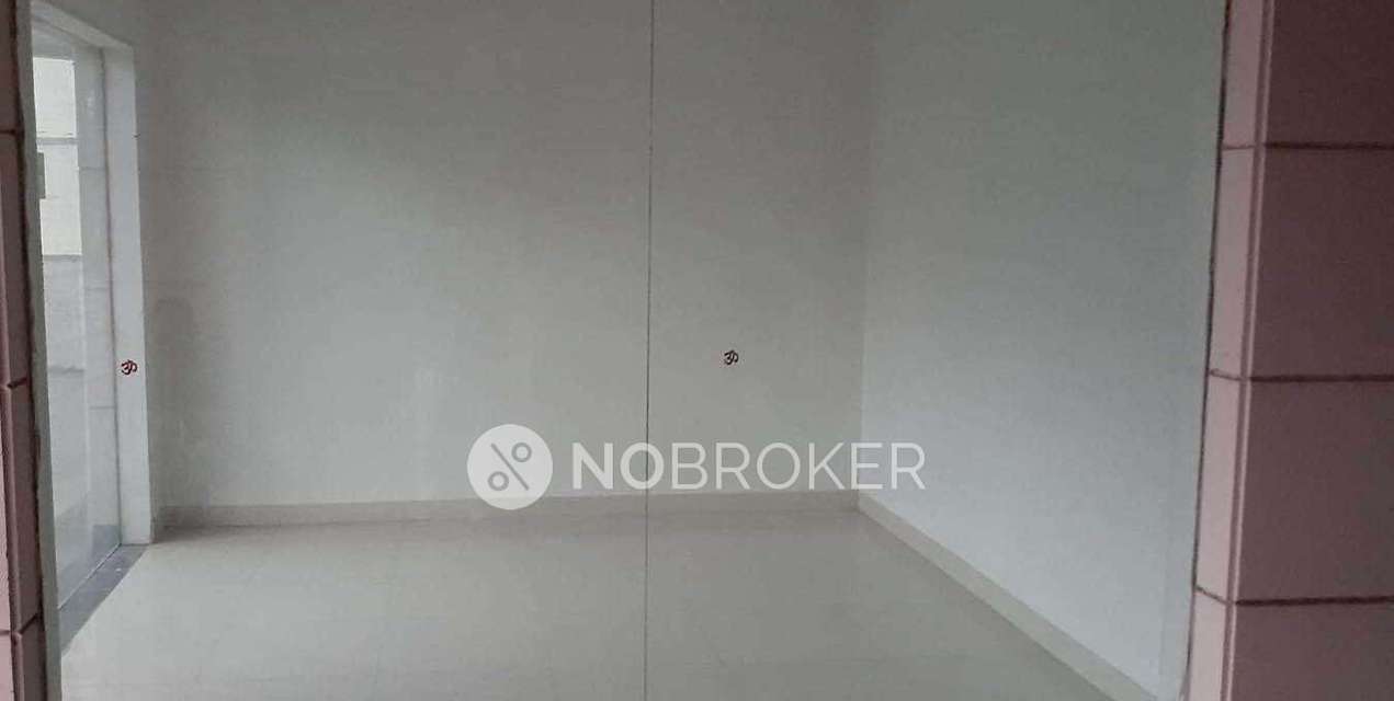 Shop in Pratap Vihar, Ghaziabad for sale 