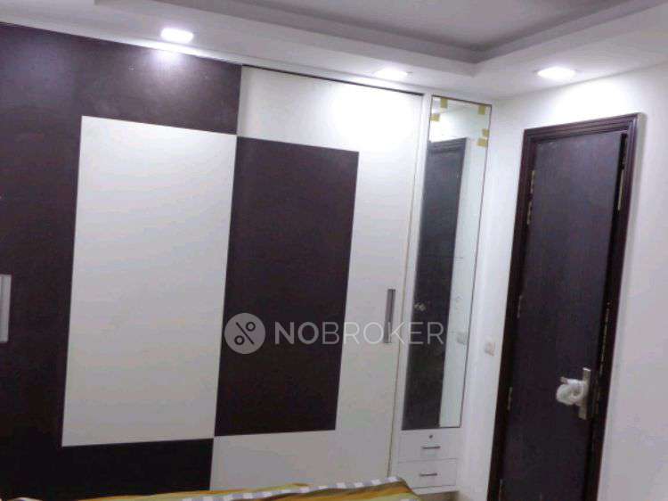 2 BHK Flat In Road No 26 East Punjabi Bagh For Sale  In Punjabi Bagh