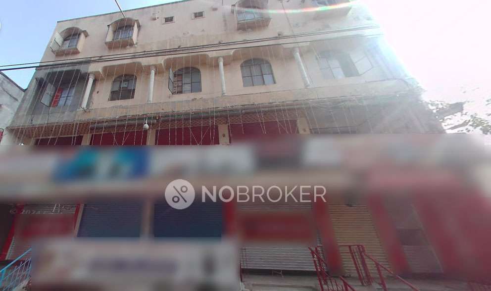 Shop in Troop Bazar, Koti, Hyderabad for Rent 