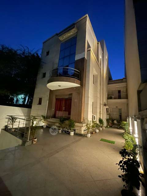 PG for Girls in 7110 Residency