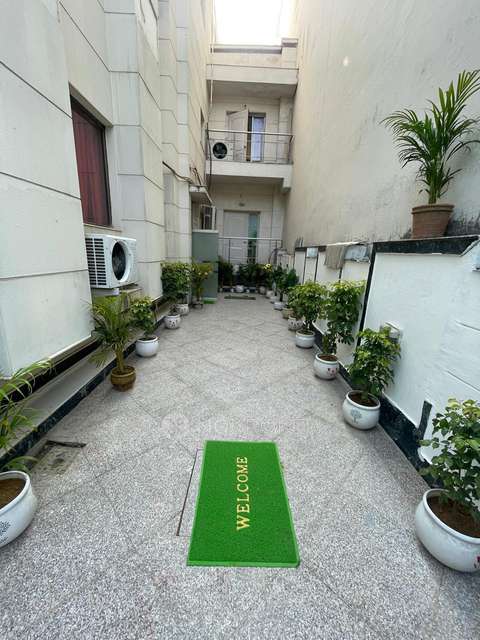 PG for Girls in 7110 Residency