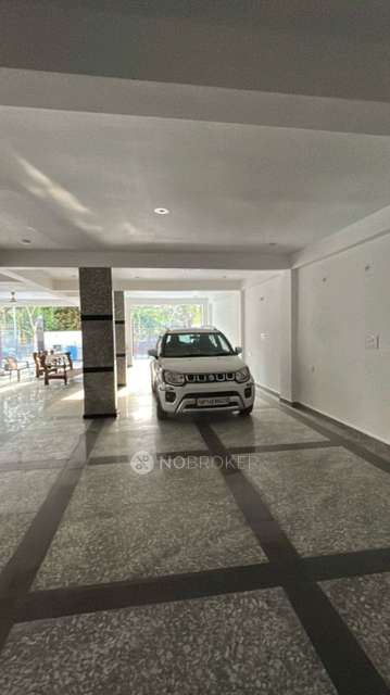 Commercial Property in Sector 70, Noida for Rent 