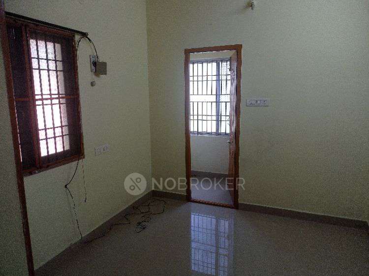 2 BHK Flat In Gk Pavalam Flats for Rent  In Jaya Engineering College, Thiruninravur, Tamil Nadu, India