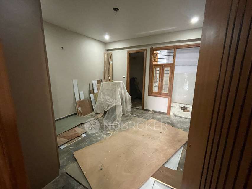 PG for Girls in Sector 144