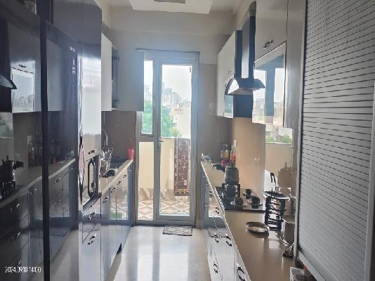 4 BHK Flat In Standalone Building  For Sale  In Sector 82