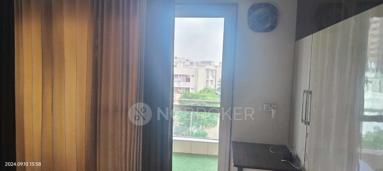 4 BHK Flat In Standalone Building  For Sale  In Sector 82