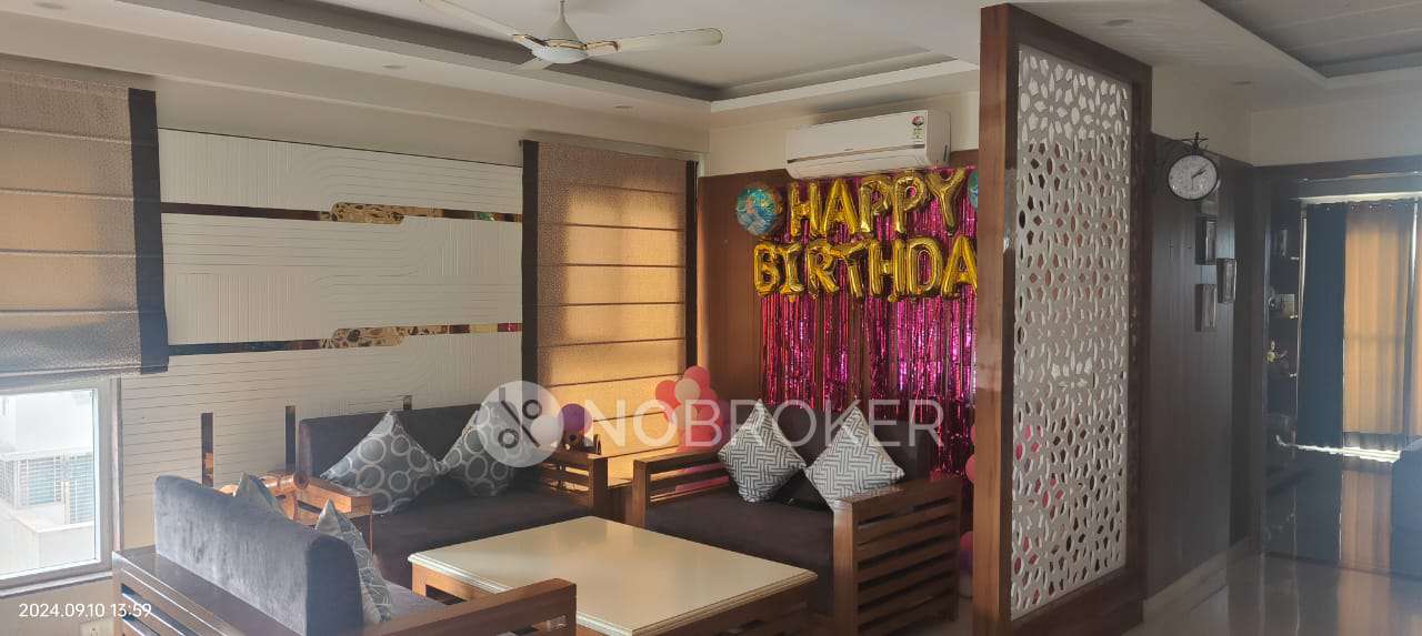 4 BHK Flat In Standalone Building  For Sale  In Sector 82