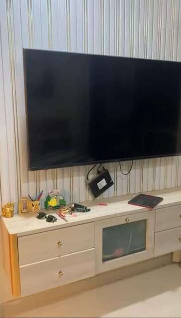 1 BHK Flat In Parinee Essence For Sale  In Kandivali West