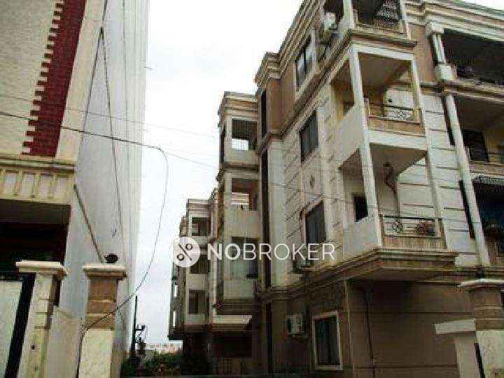 PG for Girls in Kadubeesanahalli 