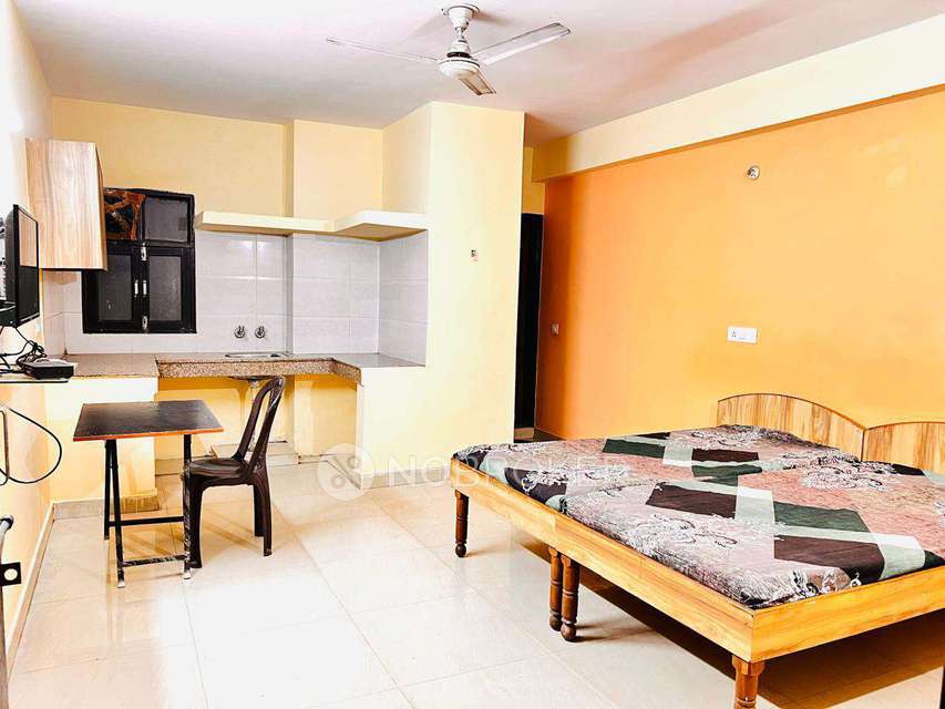 1 RK Flat In Srs Tower for Rent  In Sector 28