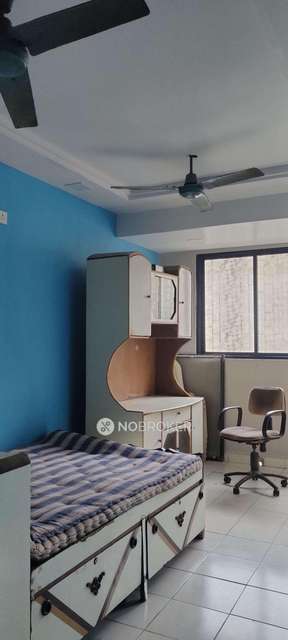 2 BHK Flat In Rishabh Complex For Sale  In Bhayander East