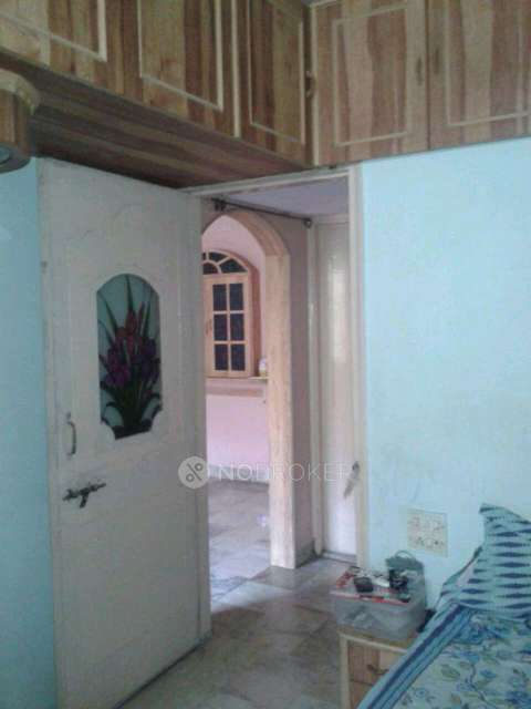 1 BHK Flat In Saket Complex For Sale  In Thane West