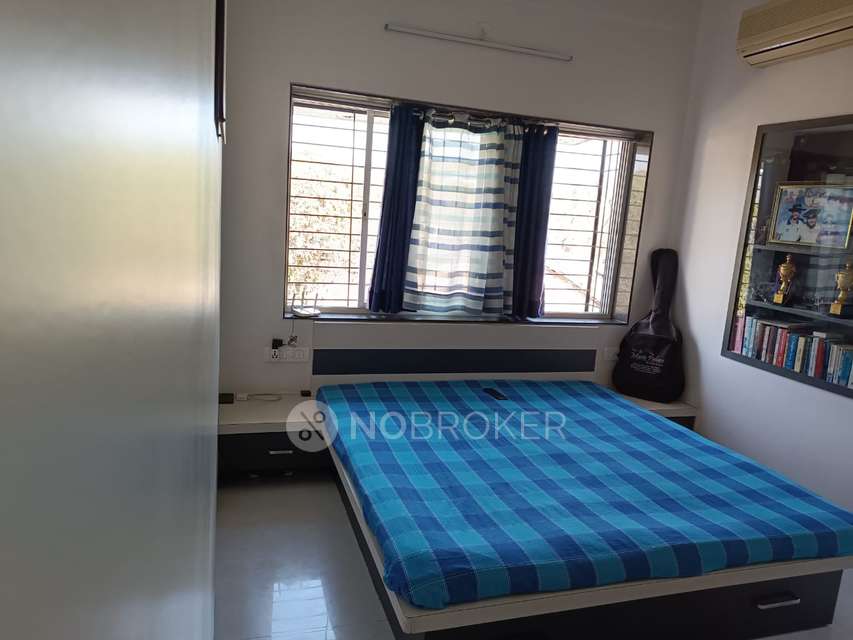 2 BHK Flat In Gul Society For Sale  In Camp