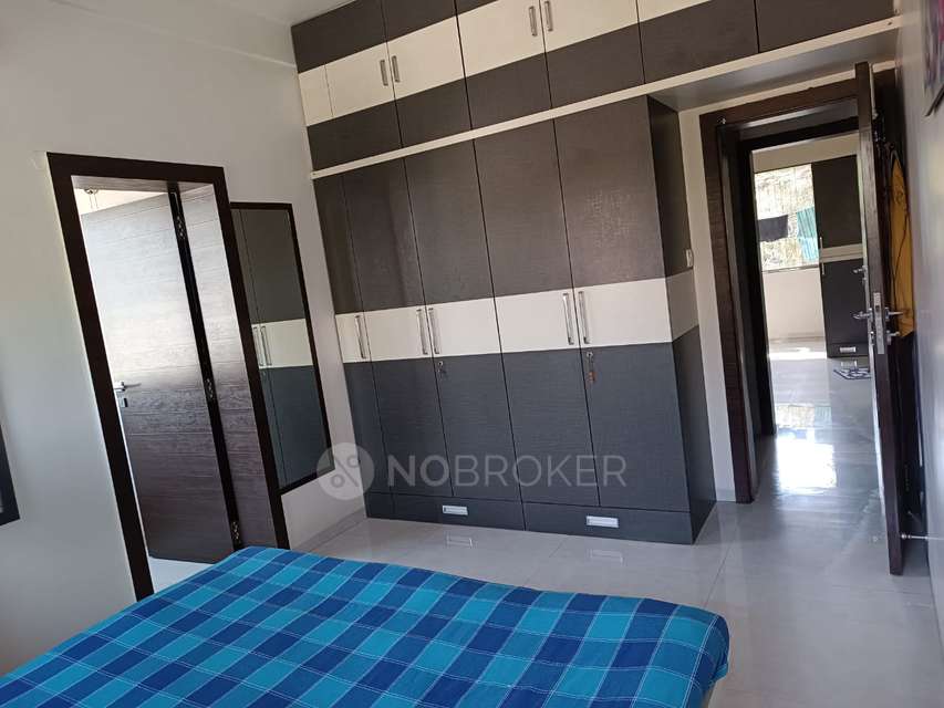 2 BHK Flat In Gul Society For Sale  In Camp