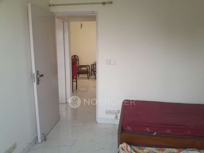 2 BHK Flat In Regency Park I for Rent  In Dlf Phase 4