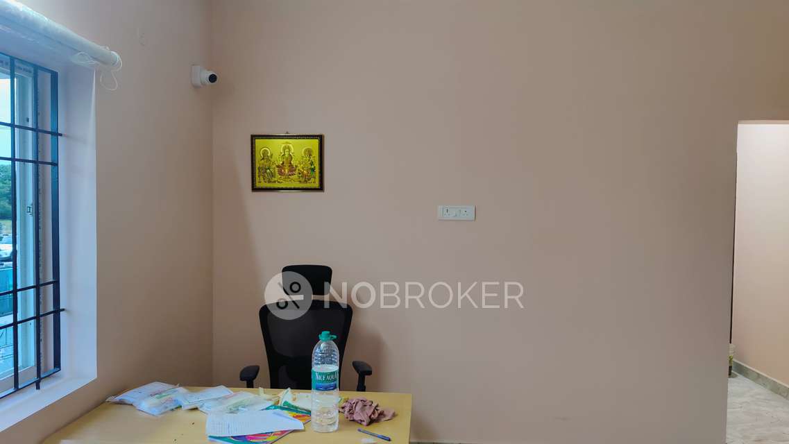 PG for Boys in Pallikaranai