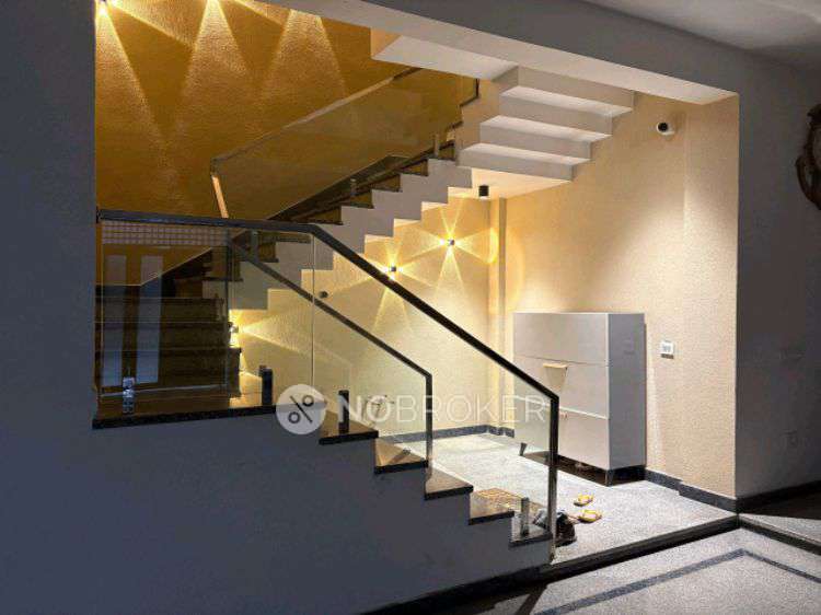 4+ BHK House For Sale  In Ashok Vihar Phase Ii