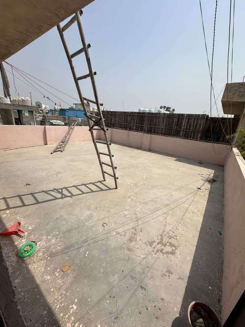 2 BHK Flat In Standalone Building  For Sale  In Burari 