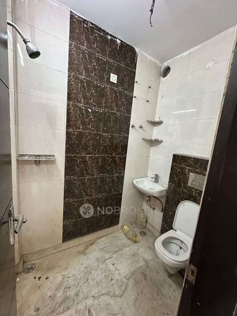 2 BHK Flat In Standalone Building  For Sale  In Burari 