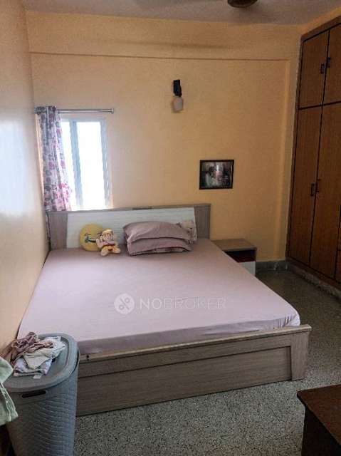 2 BHK Flat In R K Towers, Mayuri Marg Begumpet, For Sale  In May Flower Apartments, ********** & 8a6g6, Mayur Marg, Begumpet, Hyderabad, Telangana 500016, India