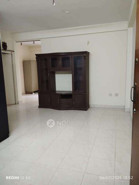 2 BHK Flat In Mahaveer Squire for Rent  In Bommanahalli