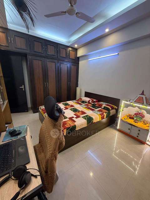 2 BHK Flat In V3s Indralok, Indirapuram For Sale  In Indirapuram