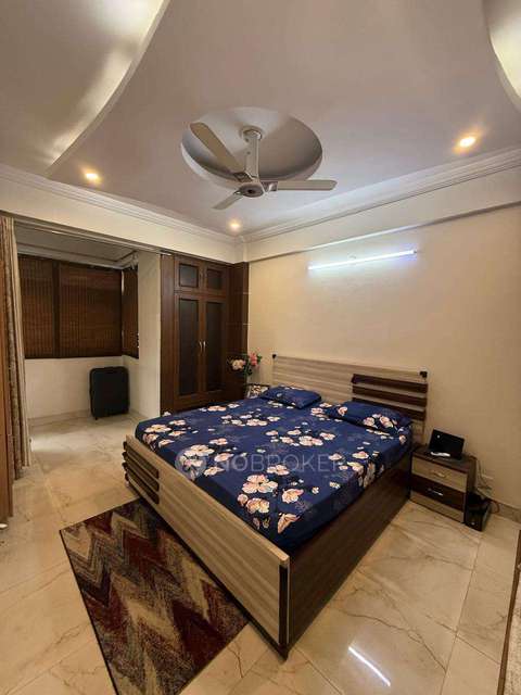 2 BHK Flat In V3s Indralok, Indirapuram For Sale  In Indirapuram