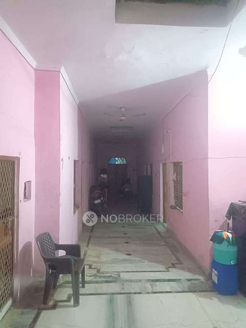 Godown/Warehouse in Sahibabad, Delhi for sale 