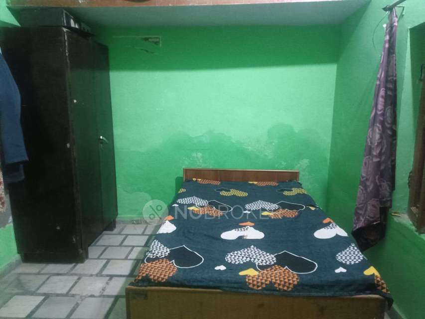 Godown/Warehouse in Sahibabad, Delhi for sale 