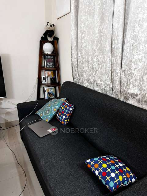 Single Room for Male In 2 BHK  In Neelas Residency In Kondapur