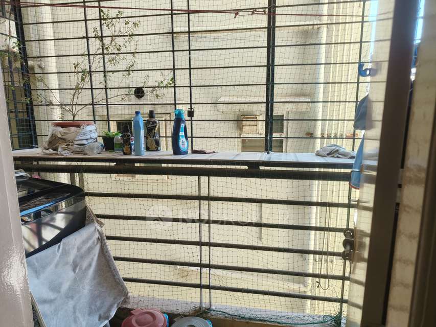 2 BHK Flat In S R Manor For Sale  In Munnekollal