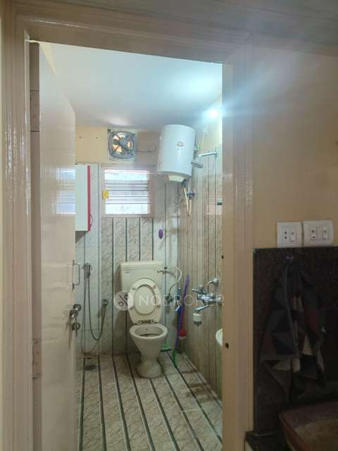 2 BHK Flat In S R Manor For Sale  In Munnekollal