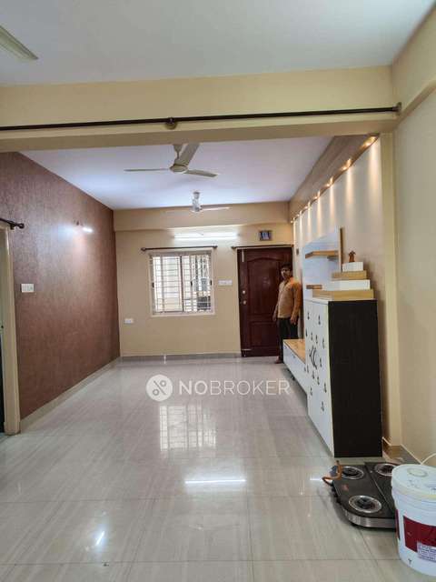 2 BHK Flat In S R Manor,munnekollala For Sale  In Sr Manor Apartment