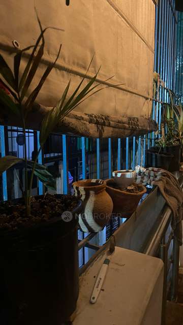 2 BHK Flat In Govind Puri For Sale  In Gali No.7, Govindpuri