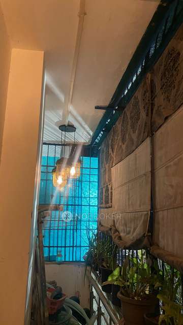 2 BHK Flat In Govind Puri For Sale  In Gali No.7, Govindpuri