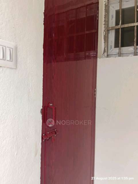 Shop in Krishnaveni Ammal Nagar, Chennai for Rent 